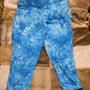Women's Blue Tie-Dye Capris